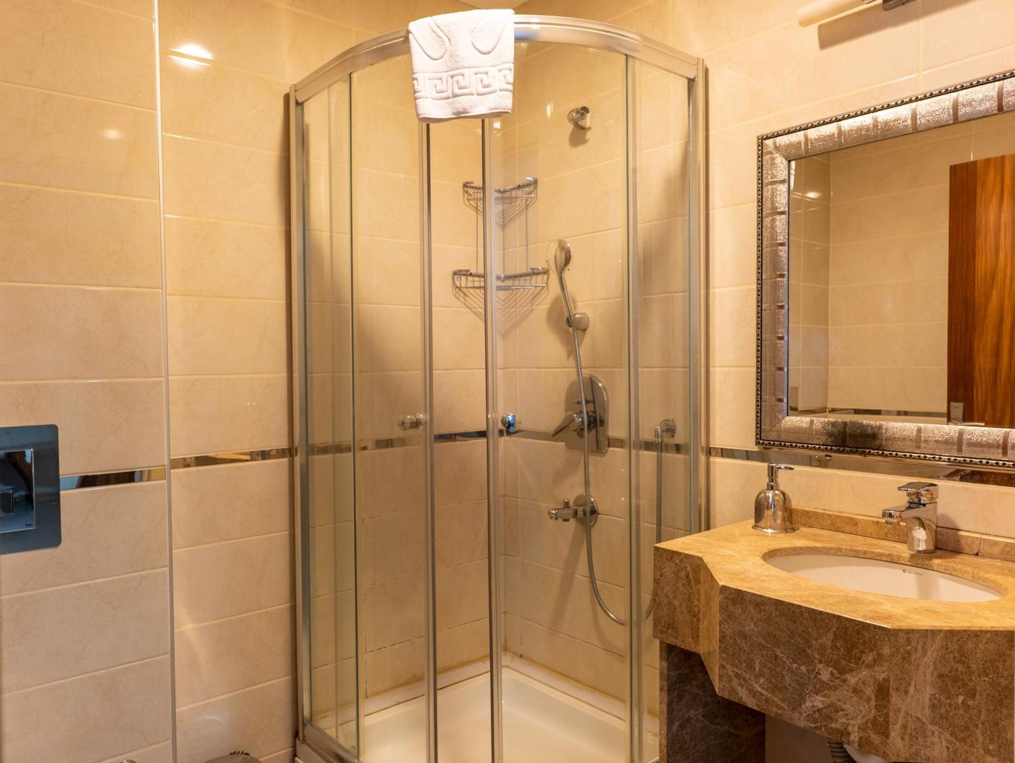 Grand Karot Hotel Yalova  Eksteriør bilde